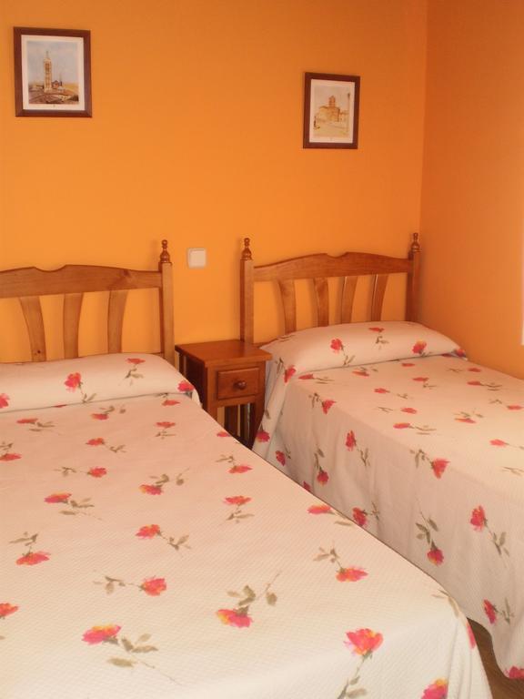 Los Olmos Holiday Home Fuentiduena Exterior photo